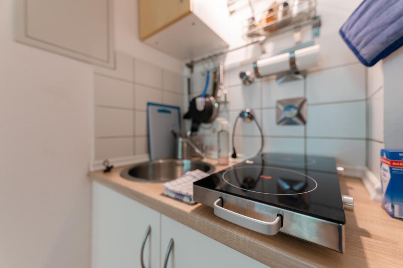 Stay Awesome - Schonfeld Apartment, Netflix Und Kostenloses Parken 카셀 외부 사진